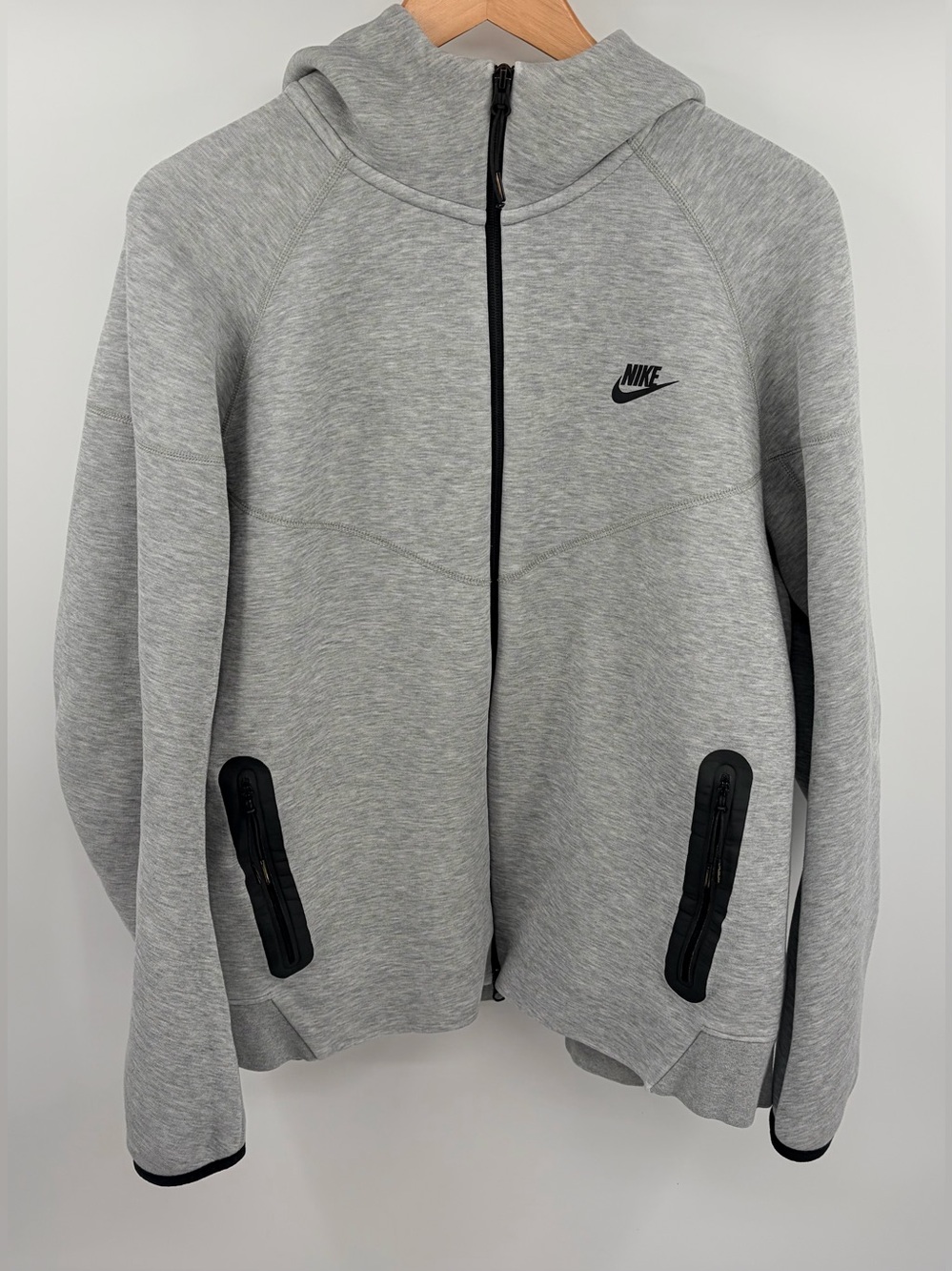 Nike sportswear tech fleece Windrunner full zip light gray hoodie men’s XL